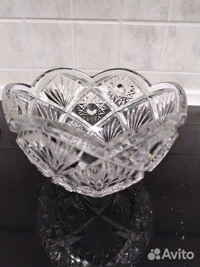 Хрустальная ваза