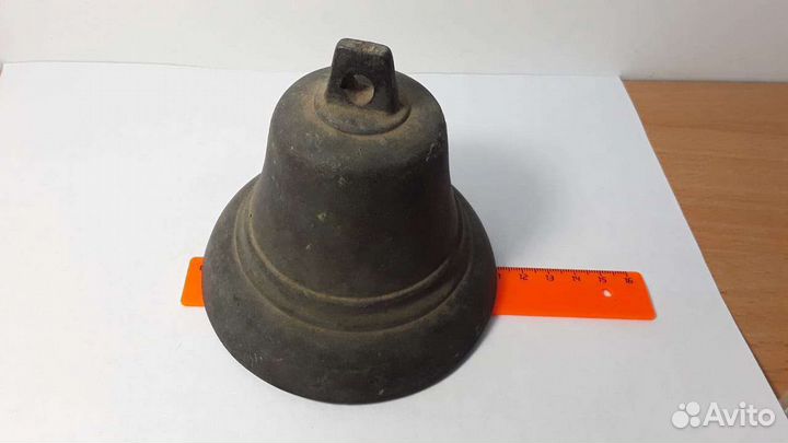Колокол старинный