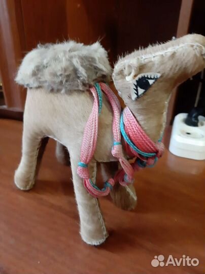 Статуэтка верблюд