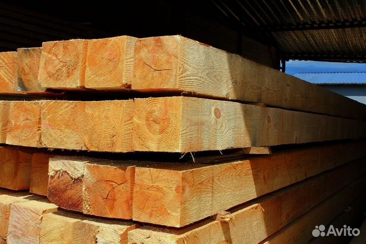 Брус из сосны для надежного строительства