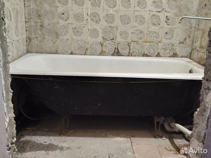 Ванна чугунная