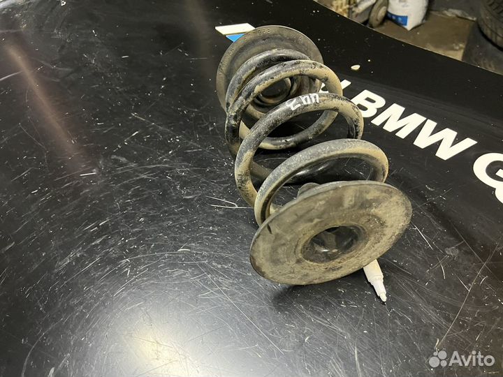Пружина задняя bmw e36