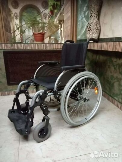 Инвалидная коляска складная бу