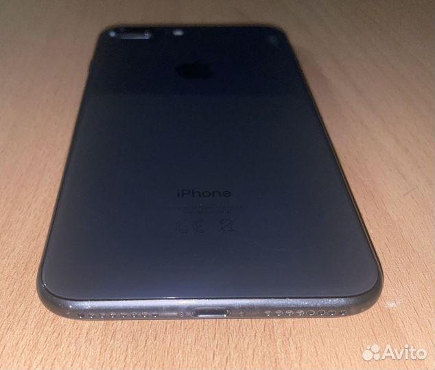 iPhone 8 Plus, 64 ГБ