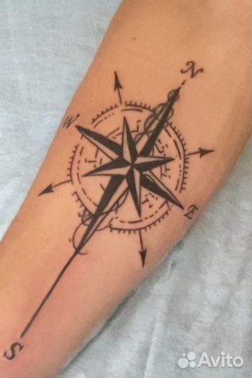 Мастер художественной татуировки