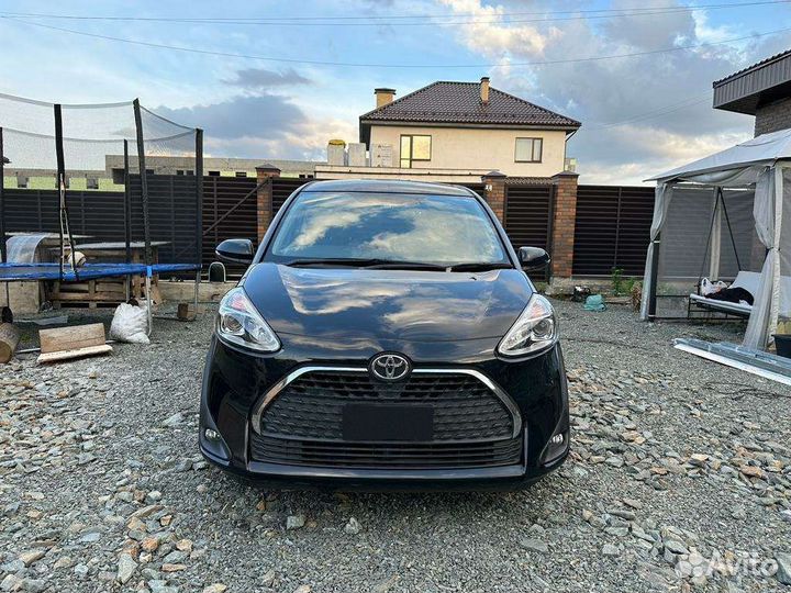 Toyota Sienta 1.5 CVT, 2018, 126 000 км