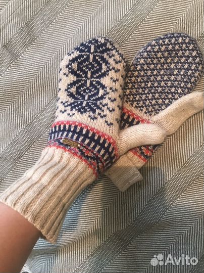 Варежки скандинавский принт