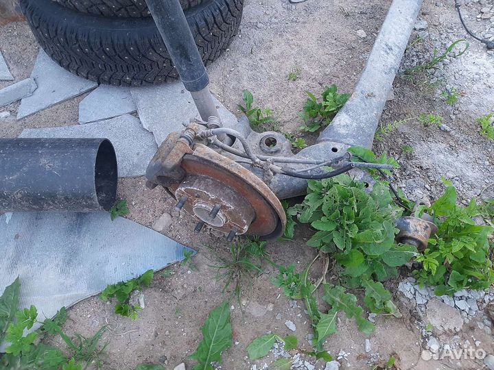 Балка задняя Mitsubishi Colt cz3