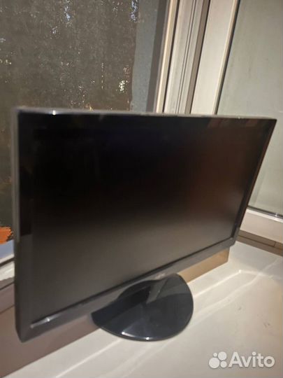 Монитор fujitsu