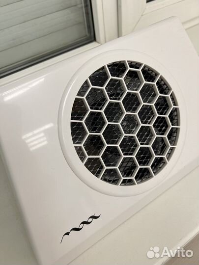 Вытяжка для маникюра max