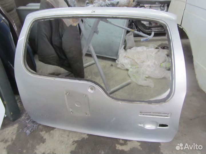 Крышка багажника Niva Chevrolet