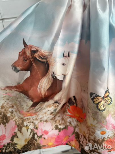 Платье для девочки нарядное 128-134