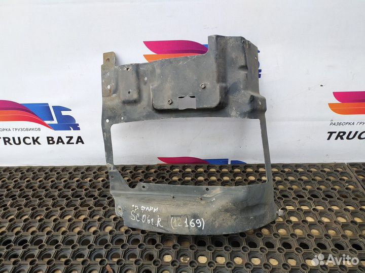 Кронштейн фары правый Scania 5-series