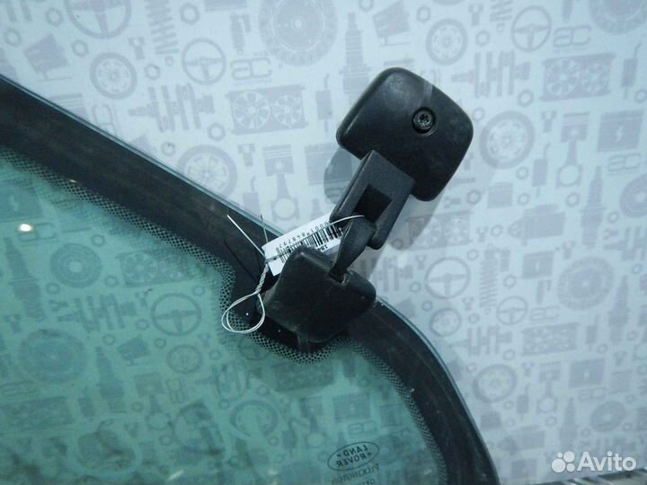 Стекло кузовное боковое правое Land Rover