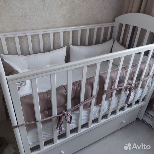 Полный комплект в детскую кроватку+конверт