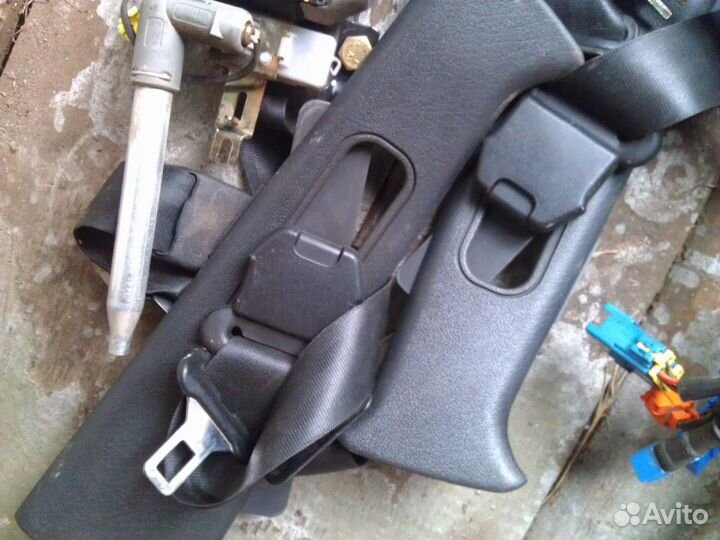 Мазда 626 руль + ремни безопасности