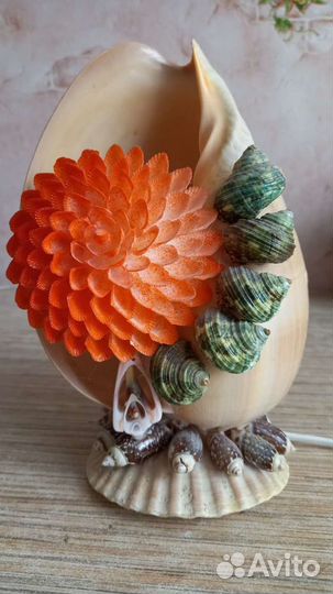 Светильник из ракушек