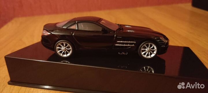 1/43 Mercedes-Benz SLR McLaren (C199) 2003 AutoArt