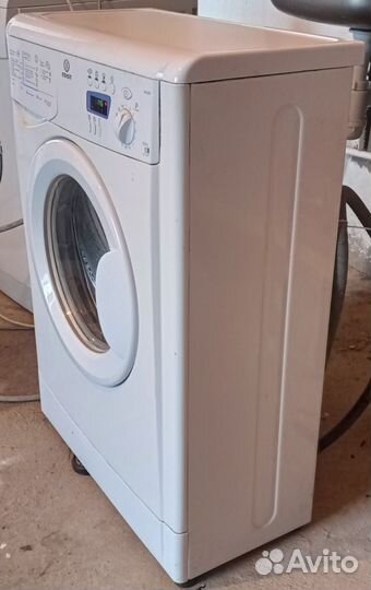 Стиральная машина indesit