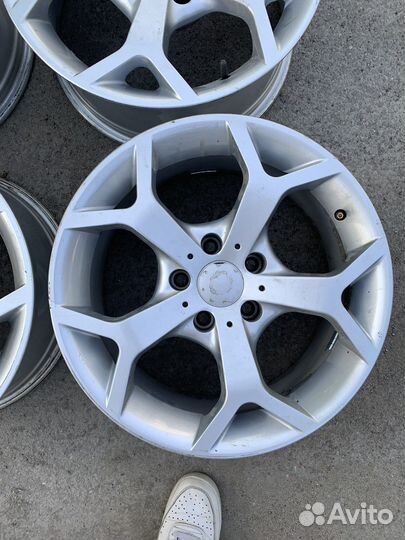 Комплект дисков на BMW