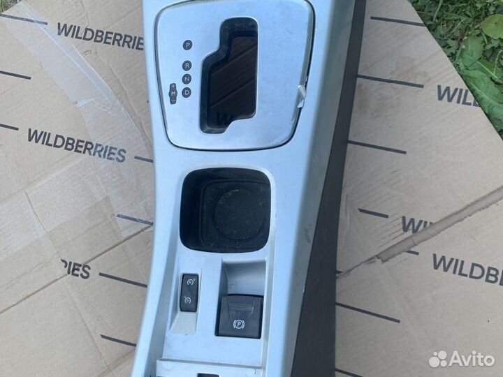 Подлокотник renault laguna 3 АКПП