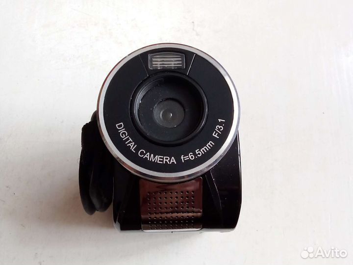 Продаю Sony камеру