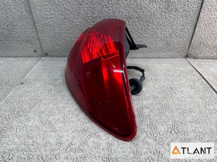 Стоп-сигнал задний правый nissan AD