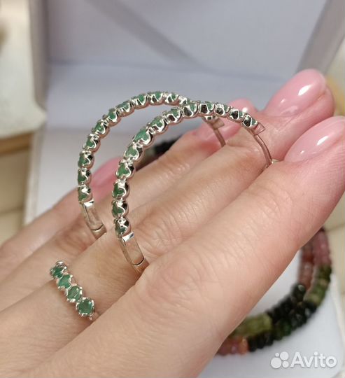 Серьги конго изумруды