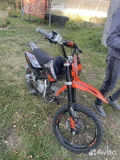 Regulmoto sevenPRO 125