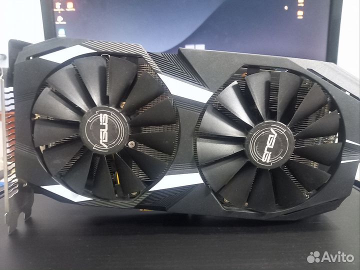 Видеокарта rx 560 4 gb