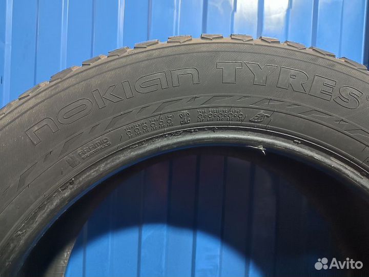 Nokian Tyres Hakkapeliitta 9 SUV 285/50 R20