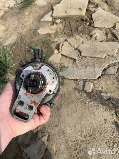 Трамблер toyota camry