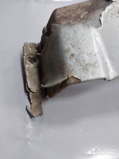 Крыло переднее левое Renault Logan седан 