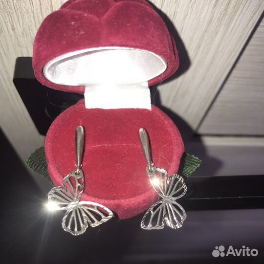 Серебряные серьги бабочки