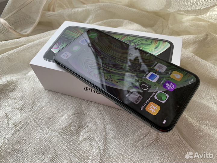 iPhone Xs Max, 64 ГБ