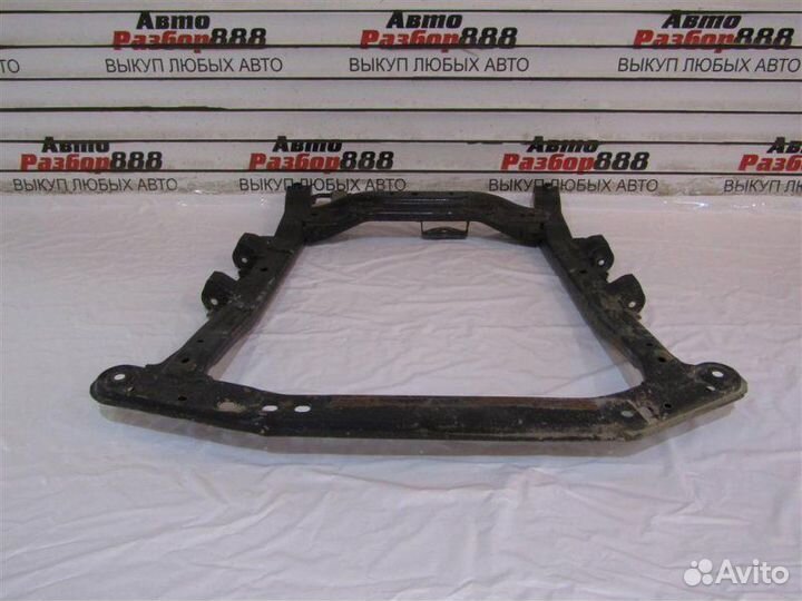 Балка передняя подрамник Renault Logan 1 2011
