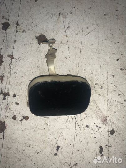 Заглушка буксировочного крюка задняя Peugeot 307