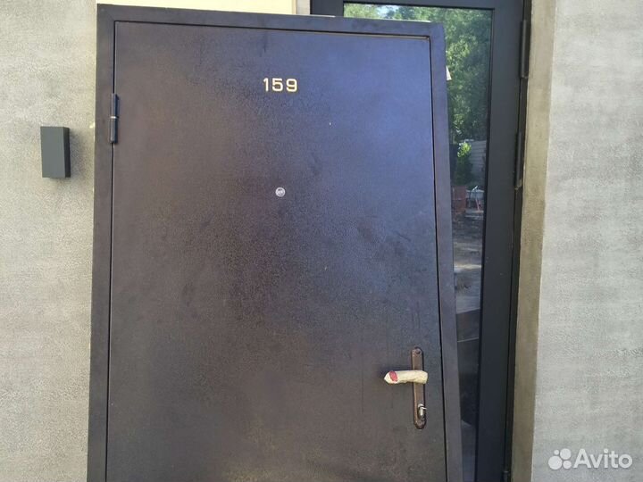 Дверь входная металлическая