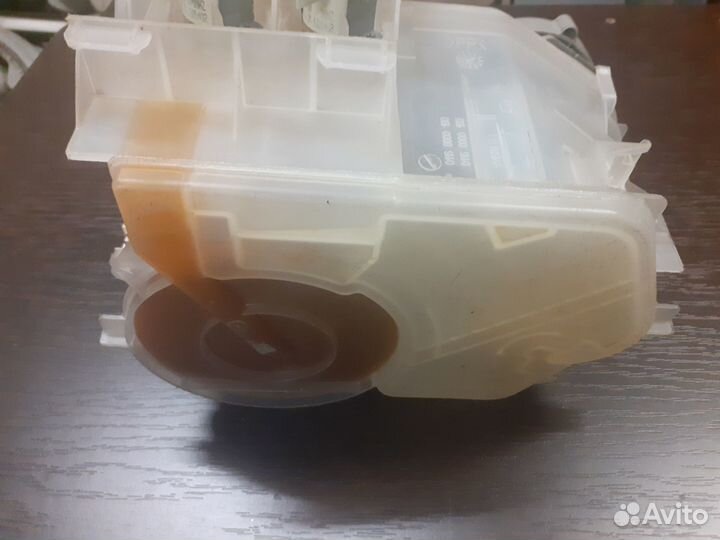 Бачок для соли от посудомоечной машины Bosch