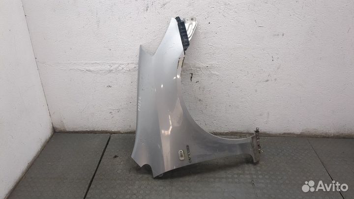 Крыло Honda Stream, 2004