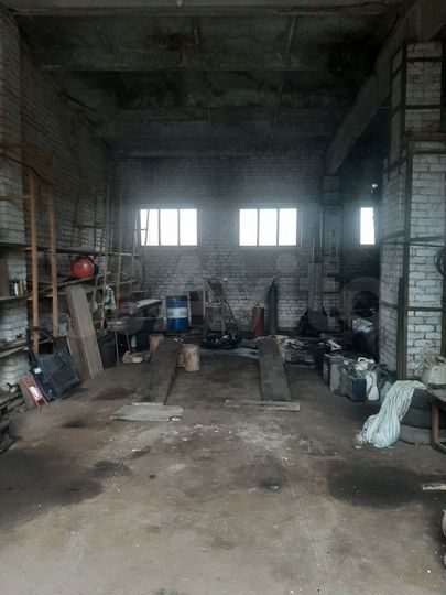 Гараж, > 30 м²