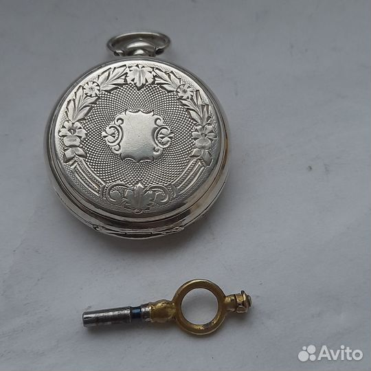 Антикварные серебряные часы ключевка 84 проба