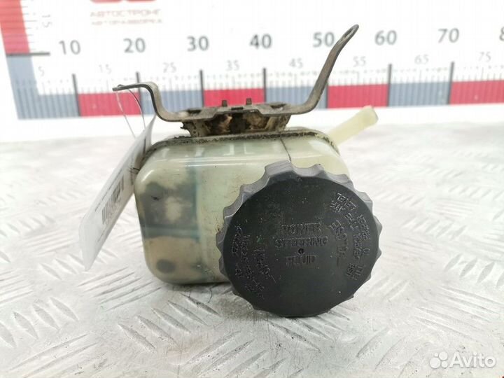 Бачок гидроусилителя Toyota Avensis (T220) рест