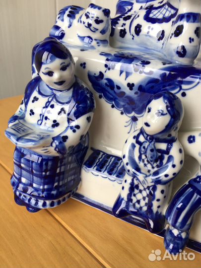 Авторское блюдо гжель роспись Никитина