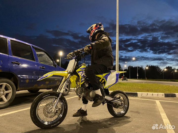 Apollo RXF 140 stunt