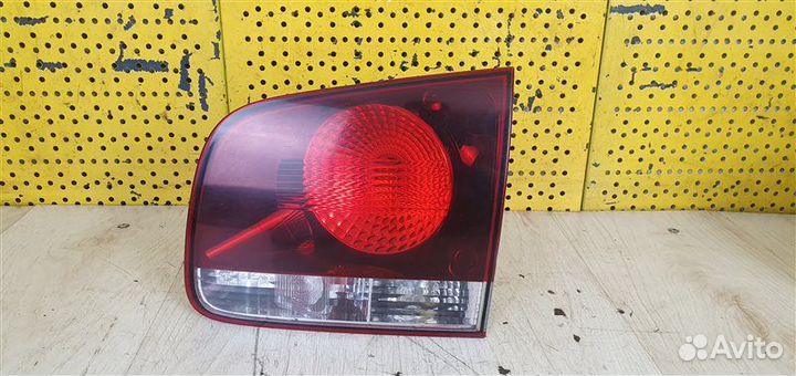 Фонарь правый Volkswagen Touareg 1 GP