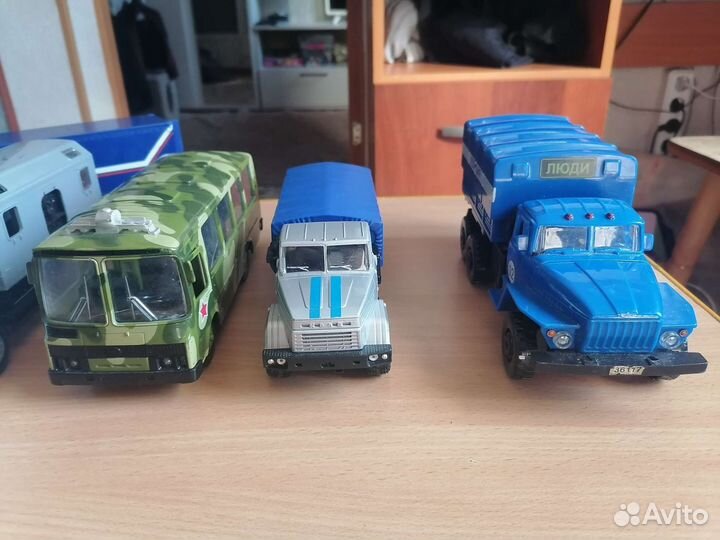 Модель автомобиля, машинки, игрушки