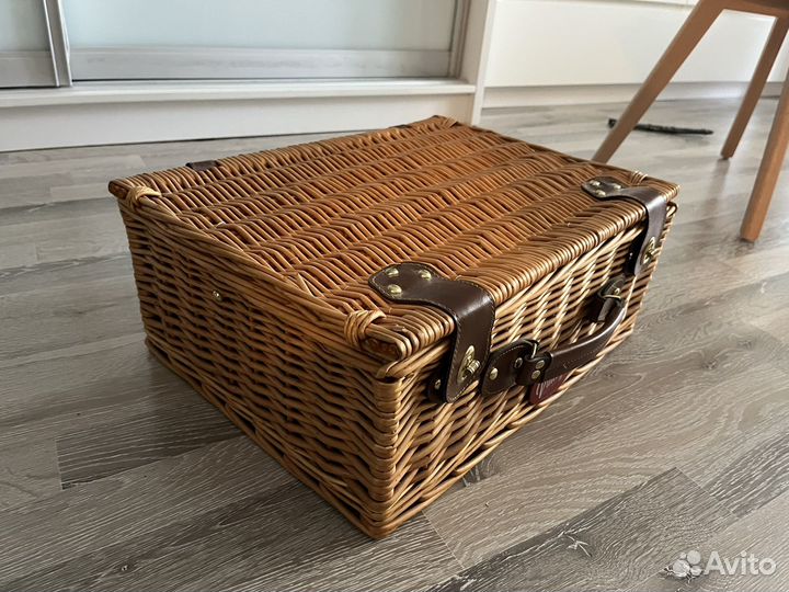 Корзинка для пикника vintage, плетеная