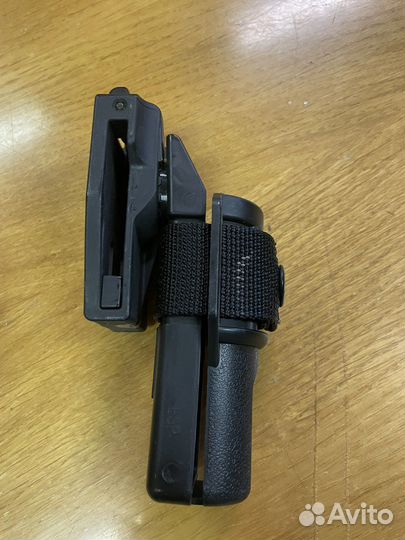 Подсумок под газовый баллончик, фонарик