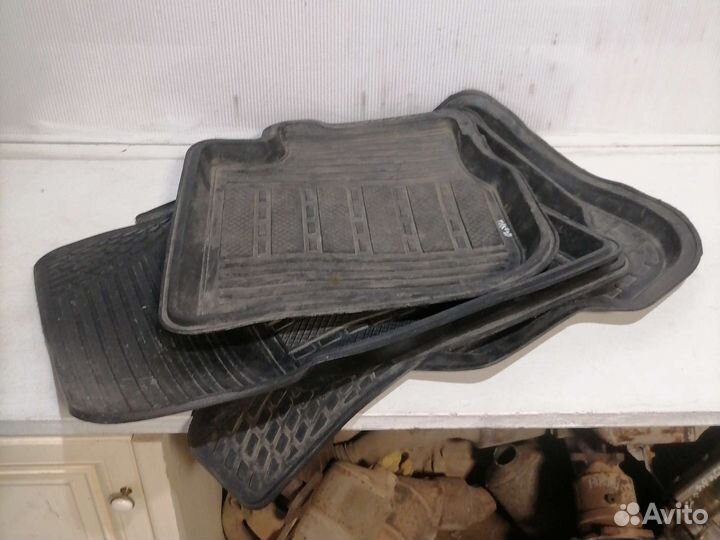 Коврик салона Volkswagen Polo 6